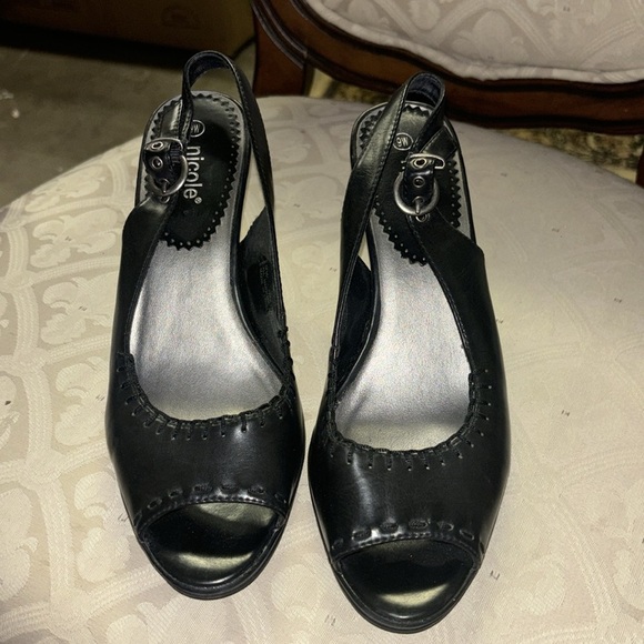Nicole Black Heels size 9W - Picture 6 of 6